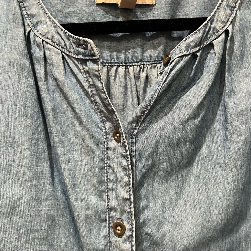 Banana Republic Sleeveless Chambray Shirt Size Small - Picture 5 of 8